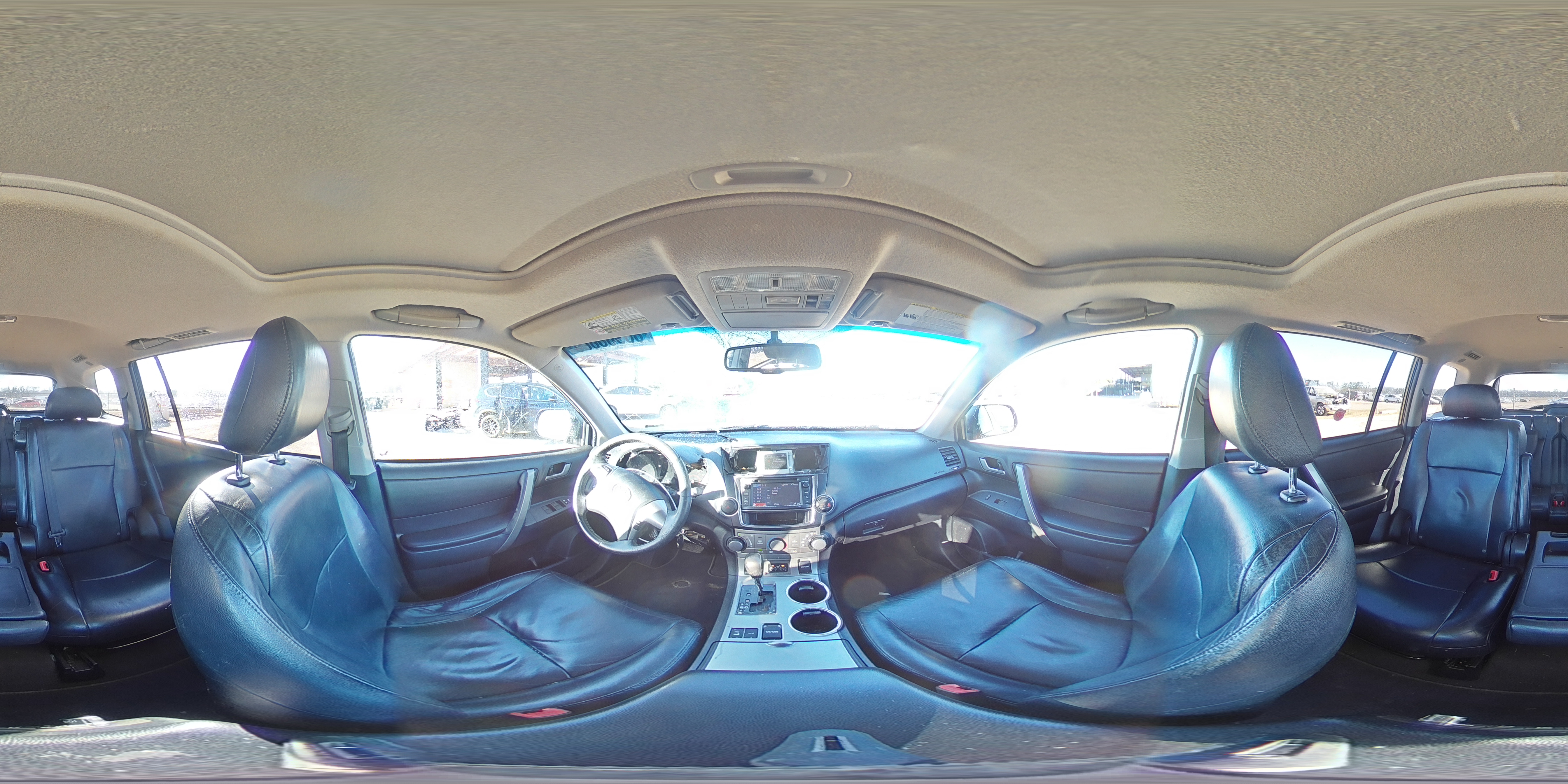 2013 Toyota Highlander - Image 15