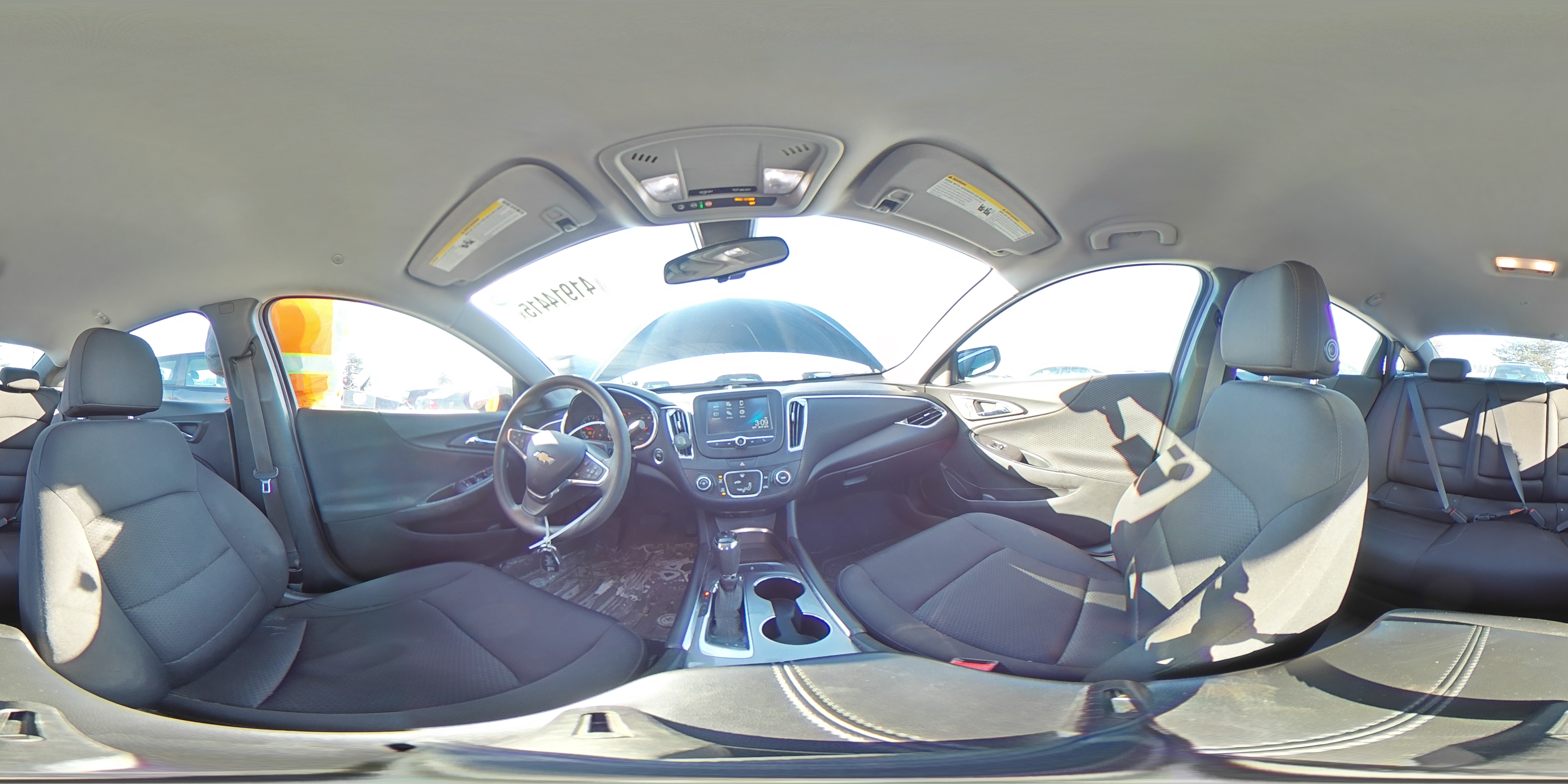 2018 Chevrolet Malibu - Image 12