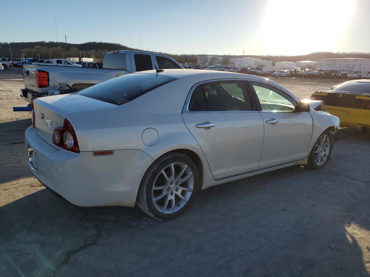 2010 Chevrolet Malibu - Image 3