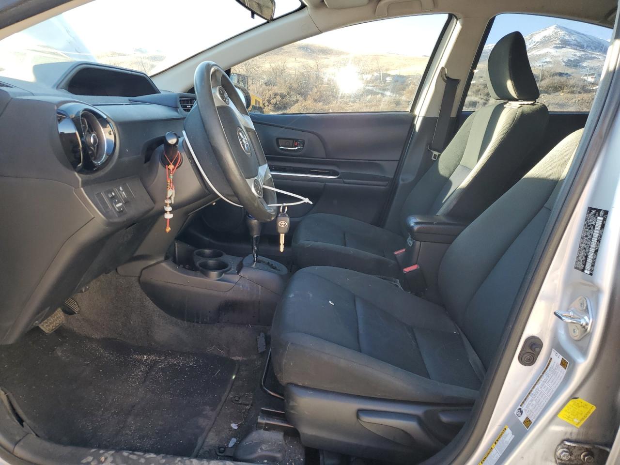 2015 Toyota Prius - Image 7