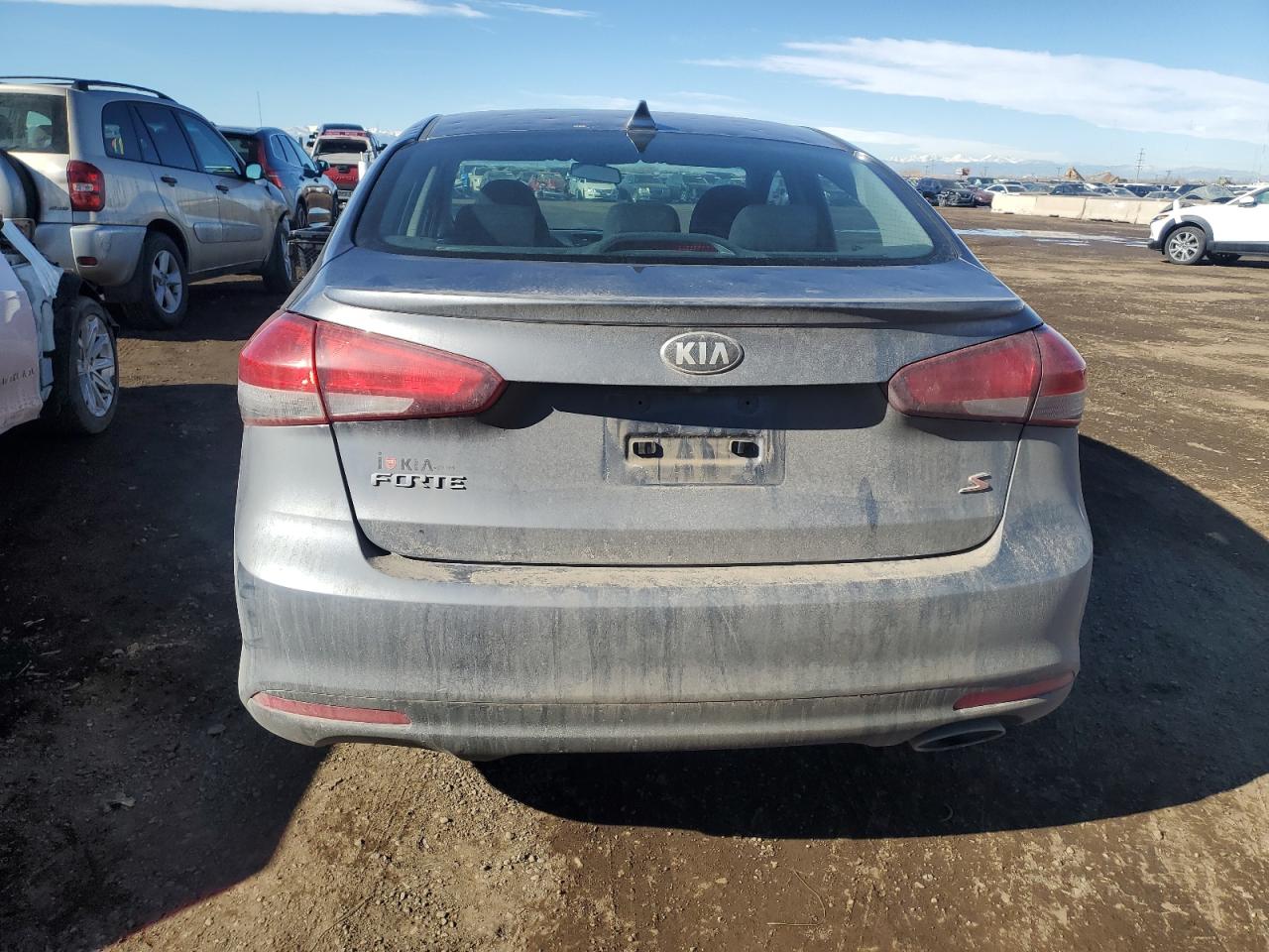 2018 Kia Forte - Image 6
