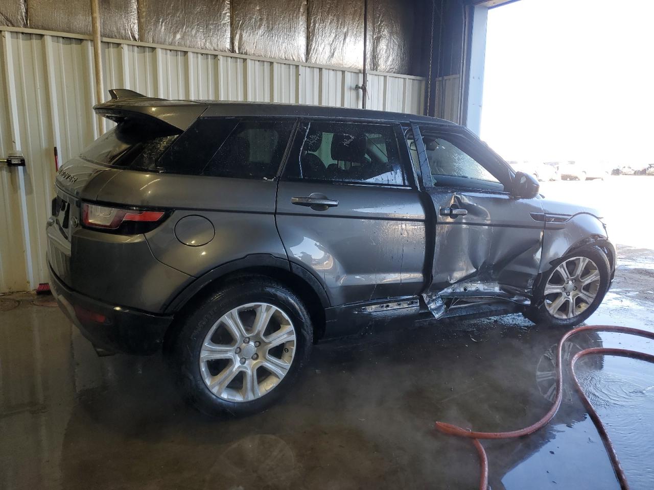 2016 Land Rover Range Rover - Image 3
