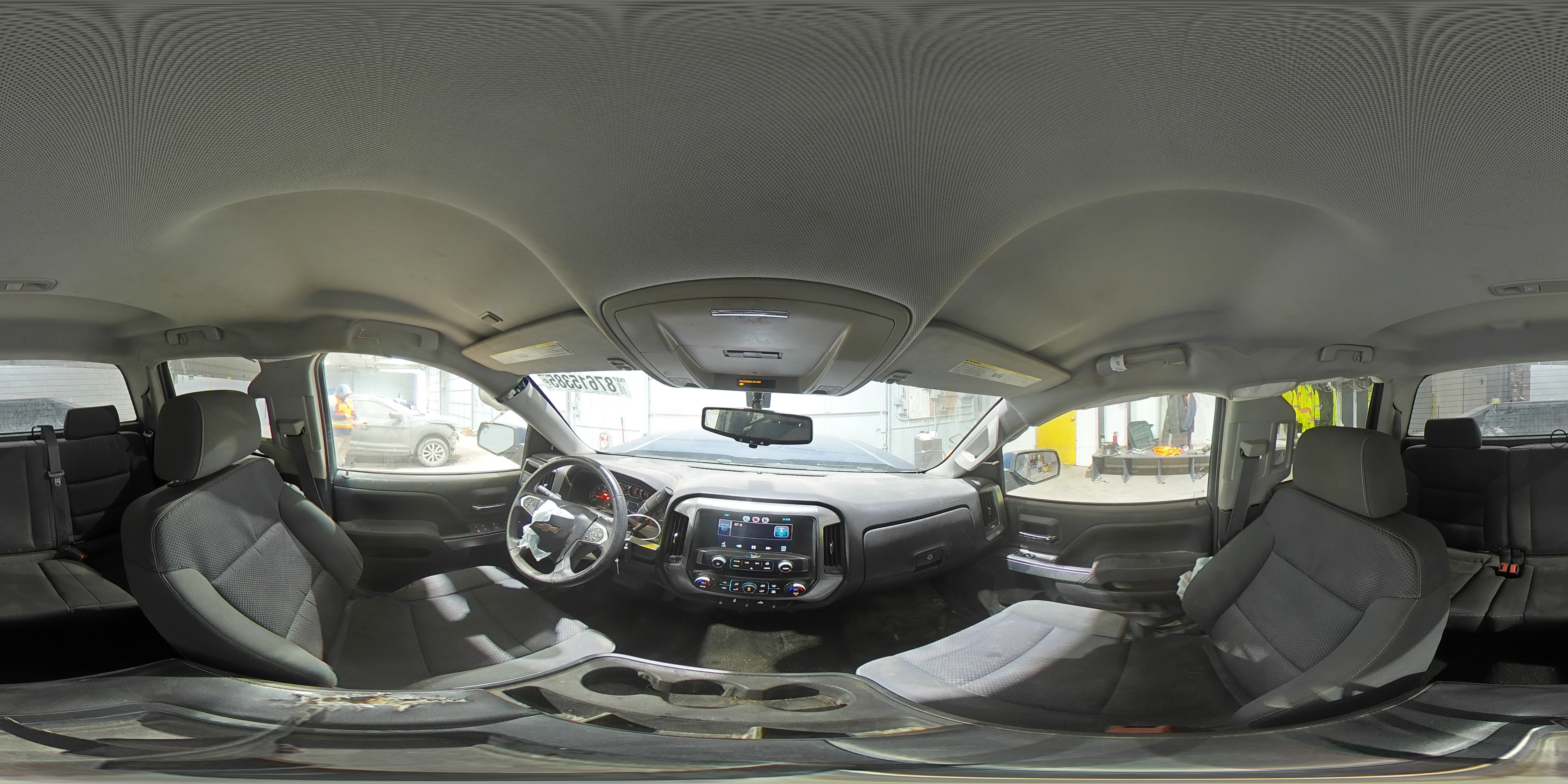 2015 Chevrolet Silverado - Image 12