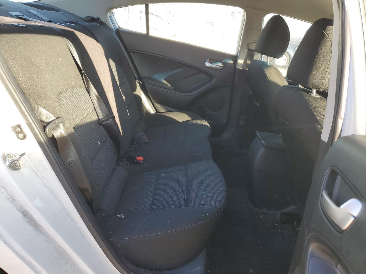 2018 Kia Forte - Image 10