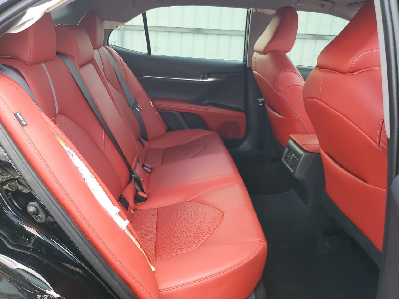 2020 Toyota Camry - Image 10