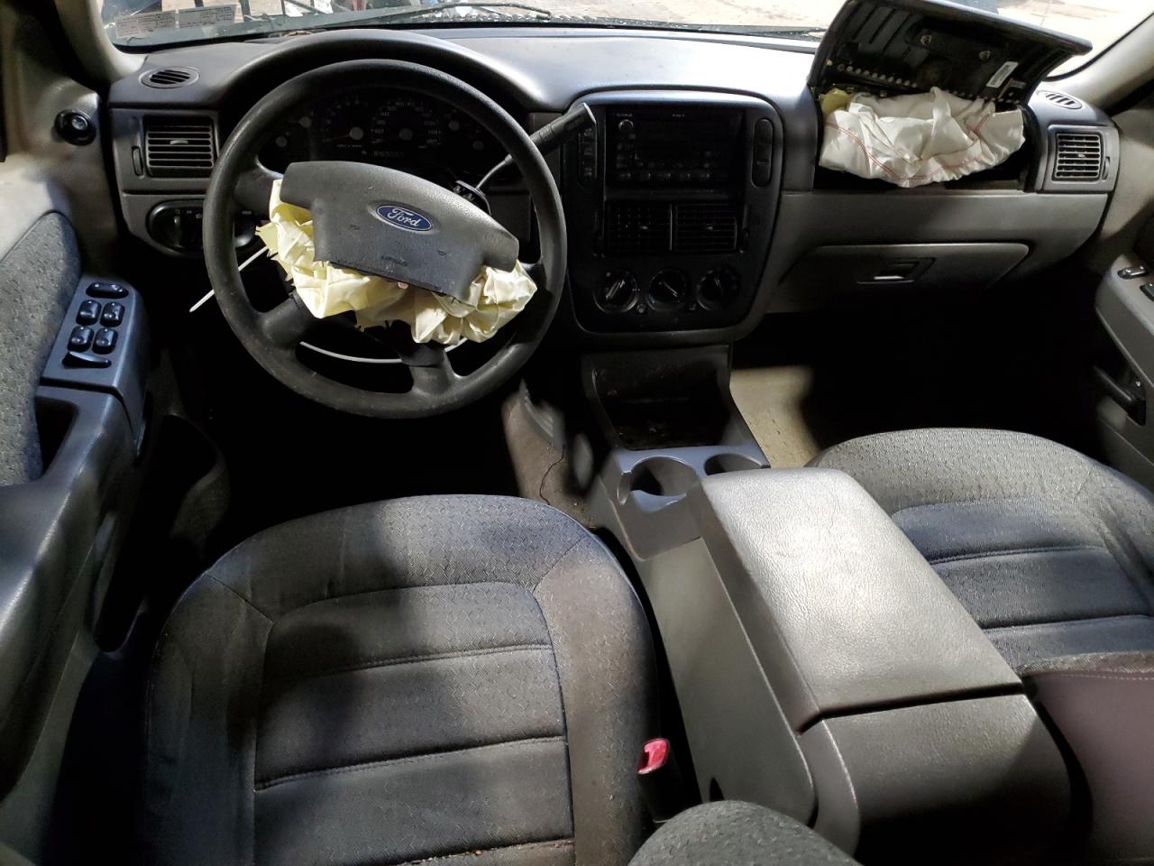 2003 Ford Explorer - Image 8