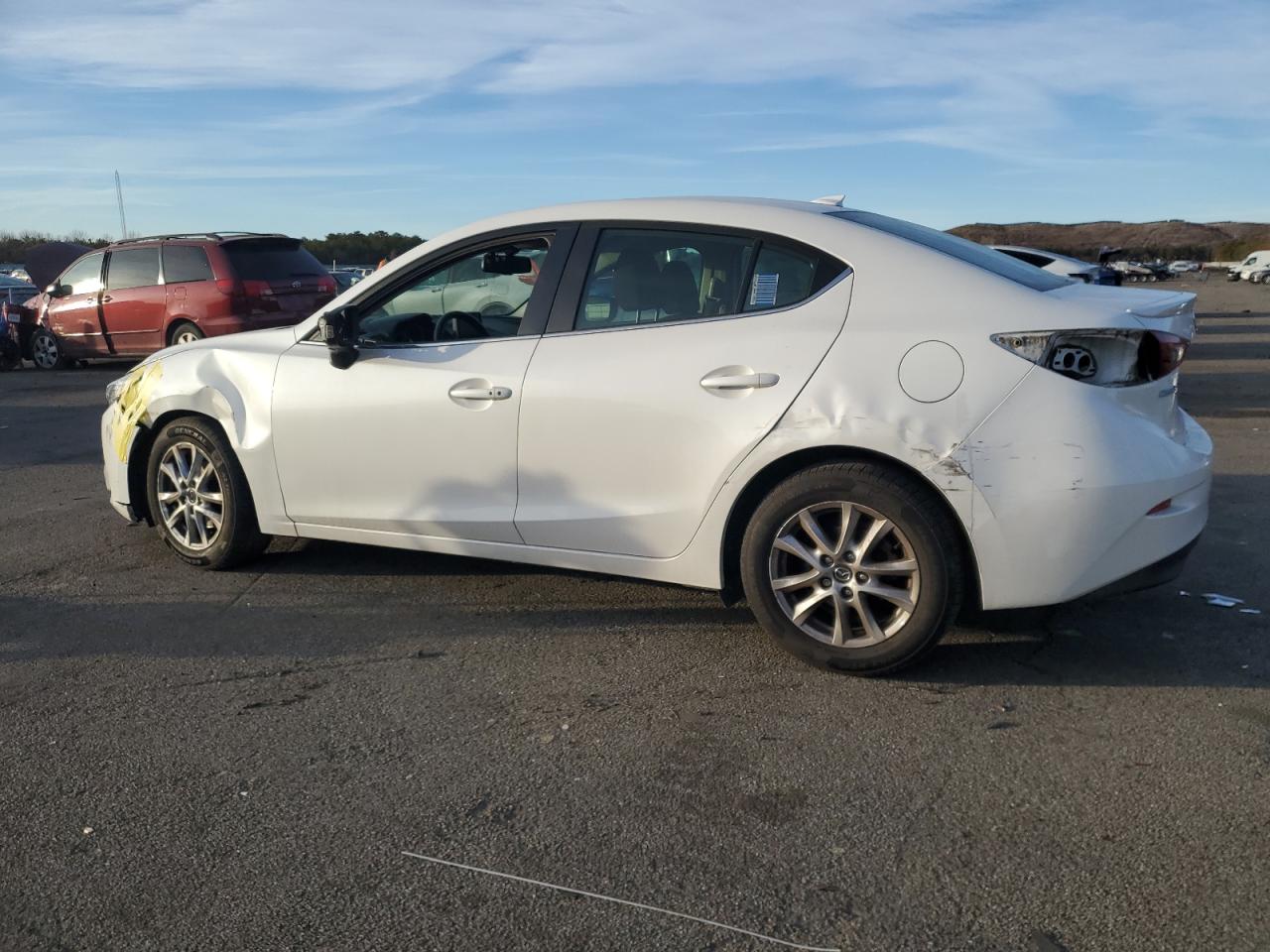 2016 Mazda 3 - Image 2