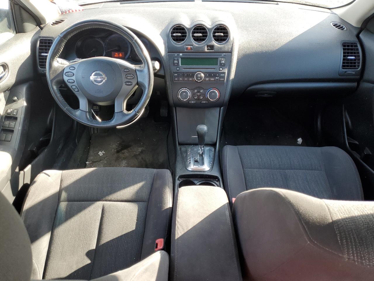2012 Nissan Altima - Image 8
