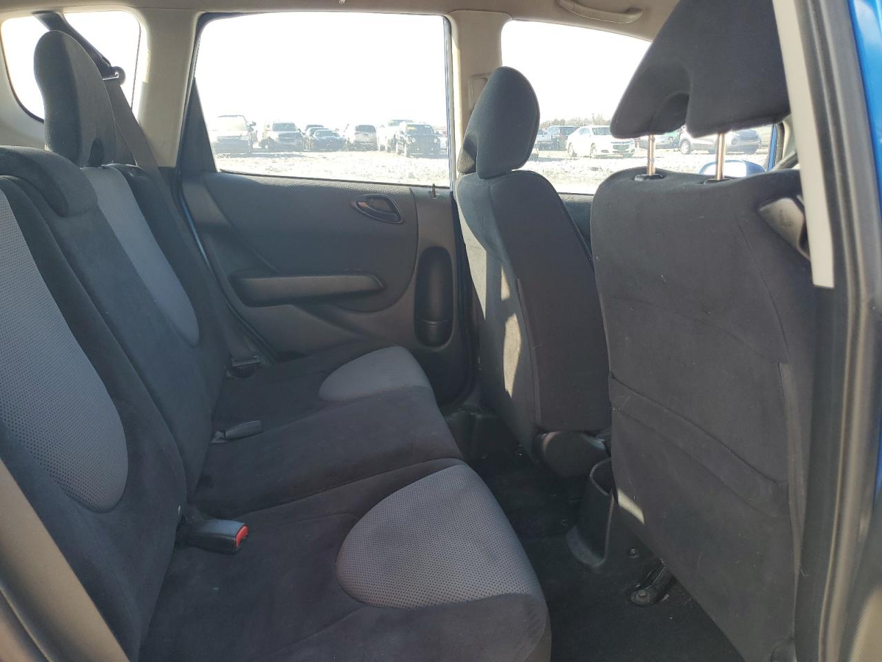 2007 Honda Fit - Image 10