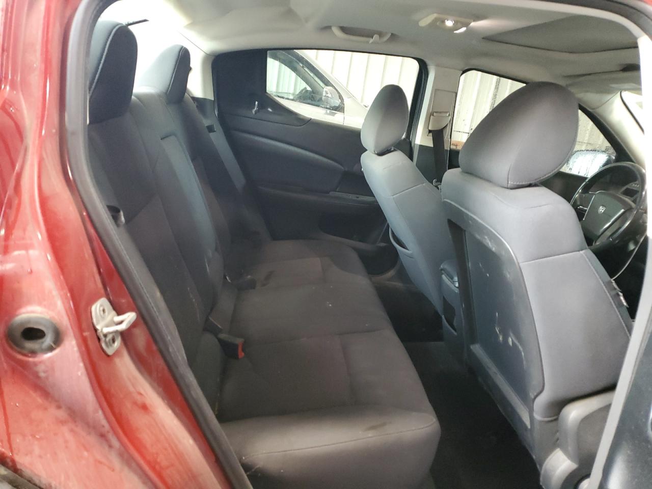 2009 Dodge Avenger - Image 10