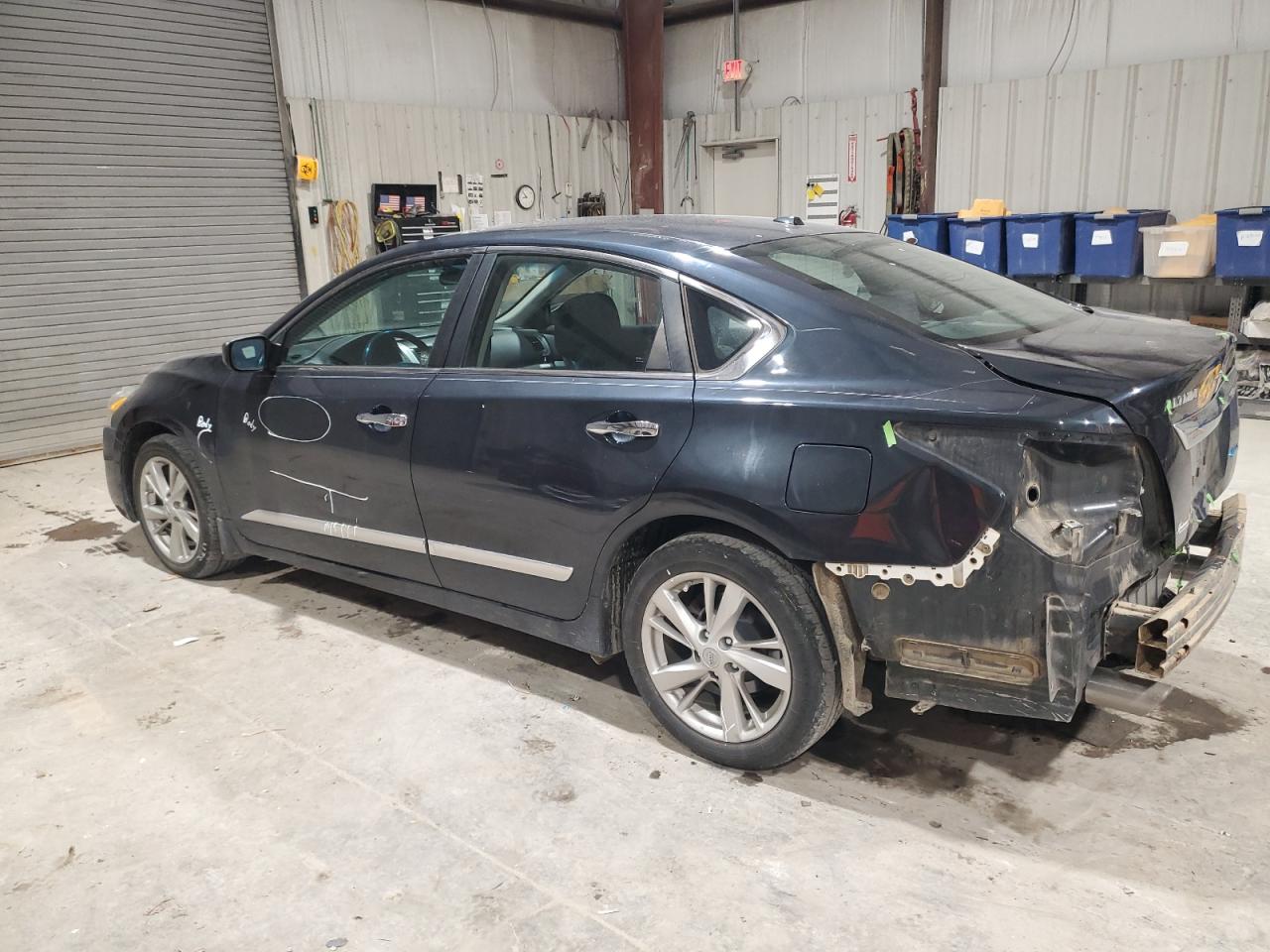 2014 Nissan Altima - Image 2