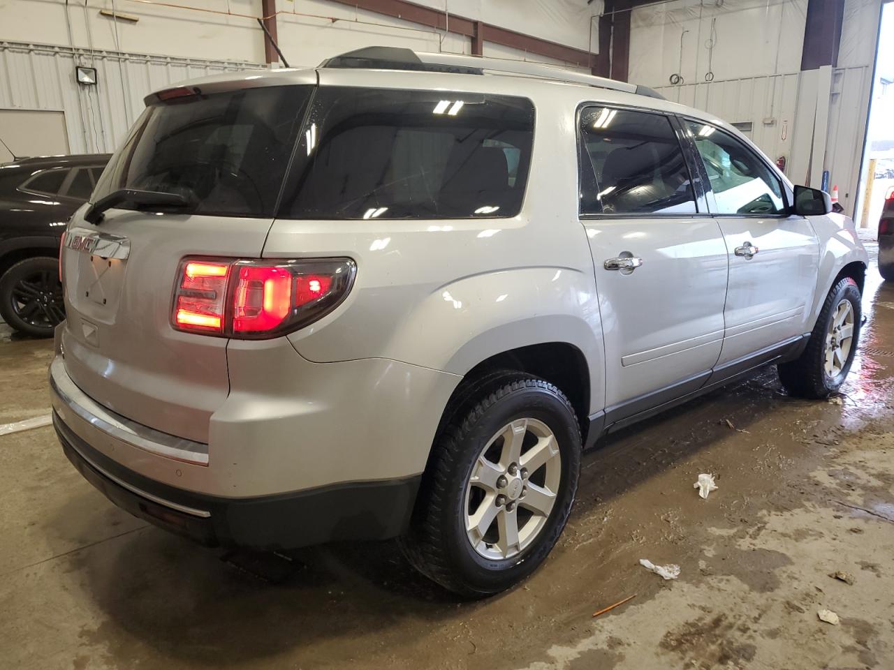 2014 GMC Acadia - Image 3