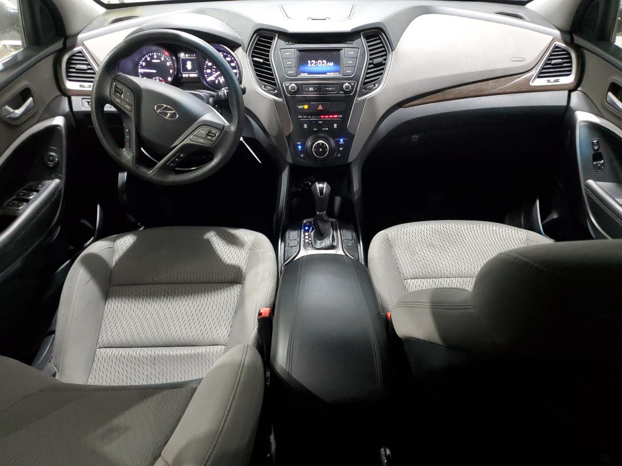 2018 Hyundai Santa Fe - Image 8