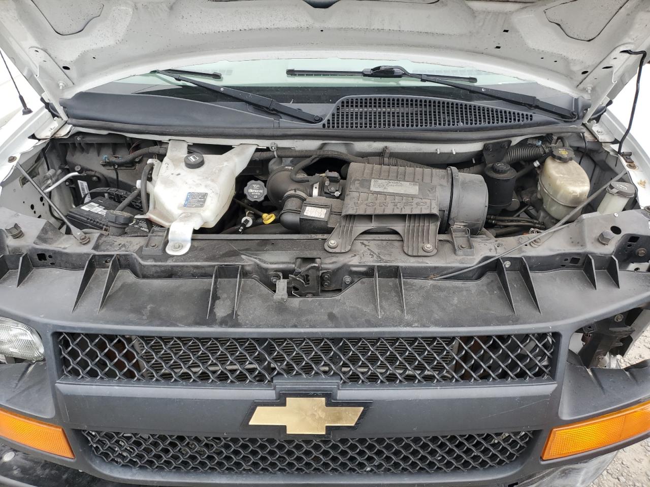 2017 Chevrolet Express VIN: 1GCWGASS4H1118453 Lot: 87353984