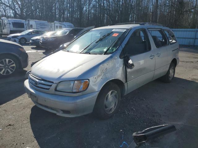 2003 Toyota Sienna Le