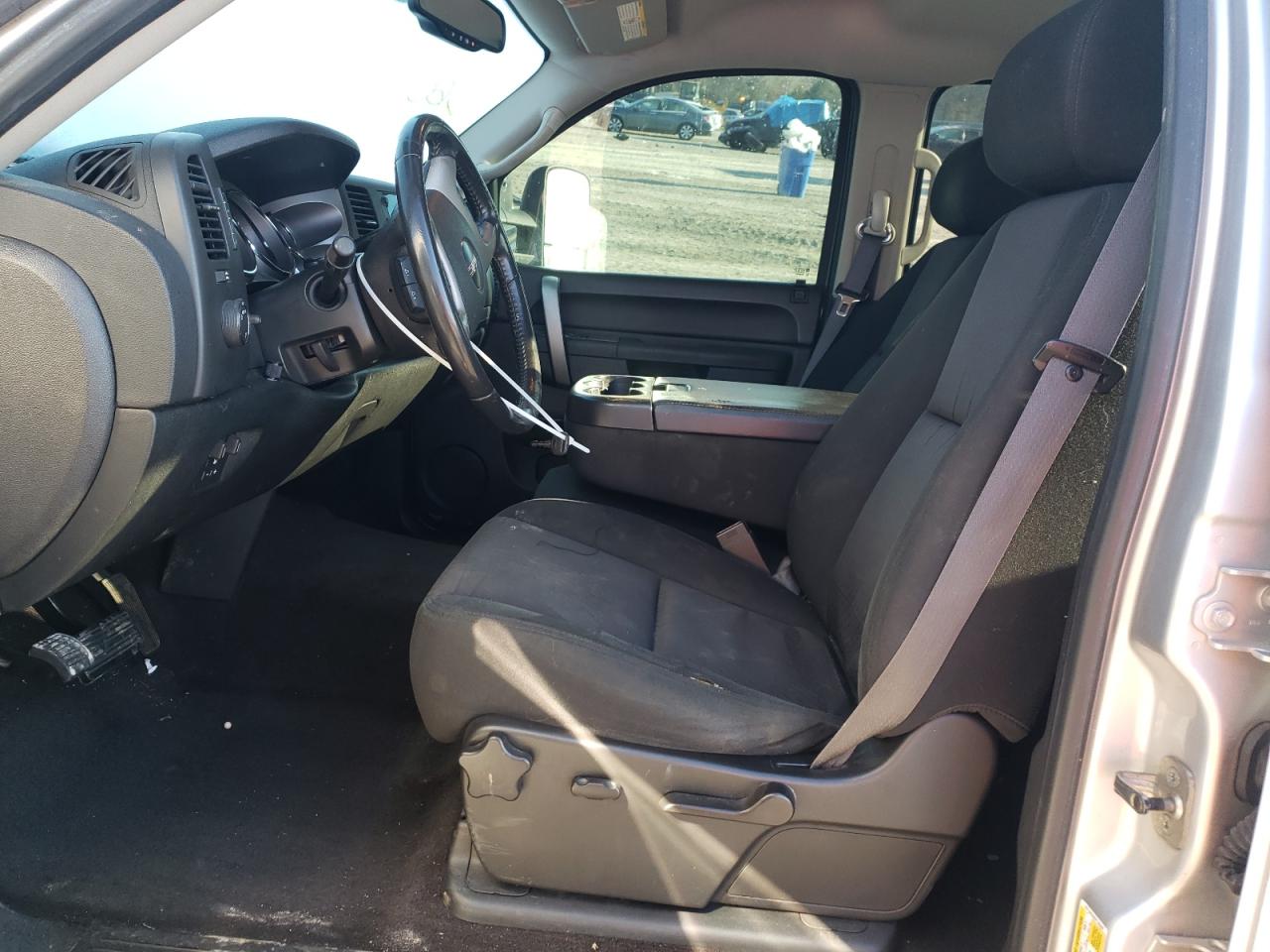 2011 GMC Sierra - Image 7