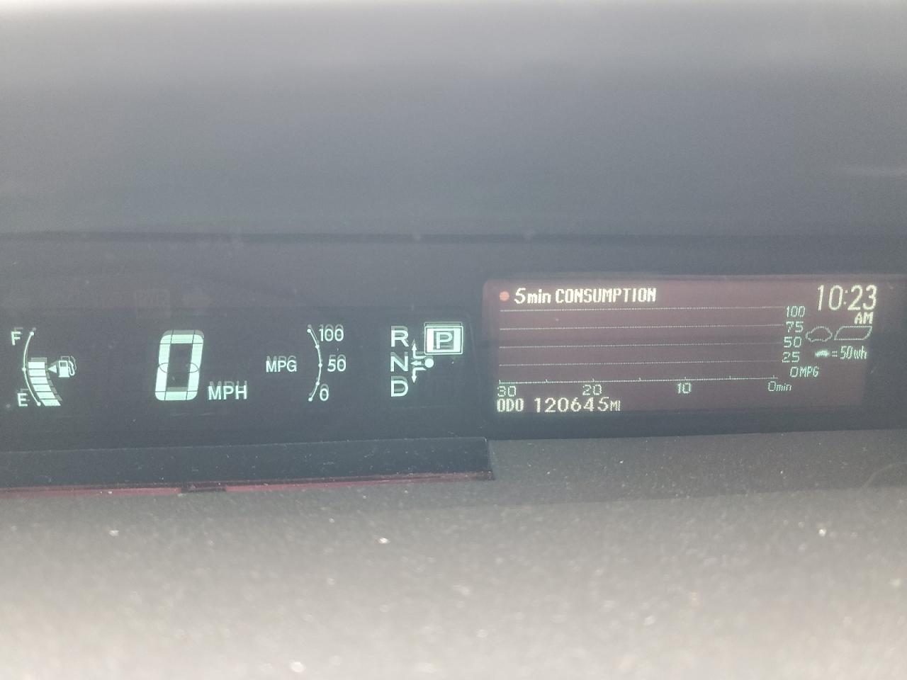2015 Toyota Prius - Image 9