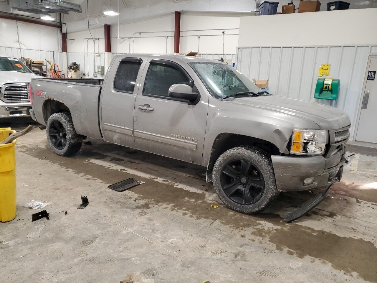 2012 Chevrolet Silverado - Image 4