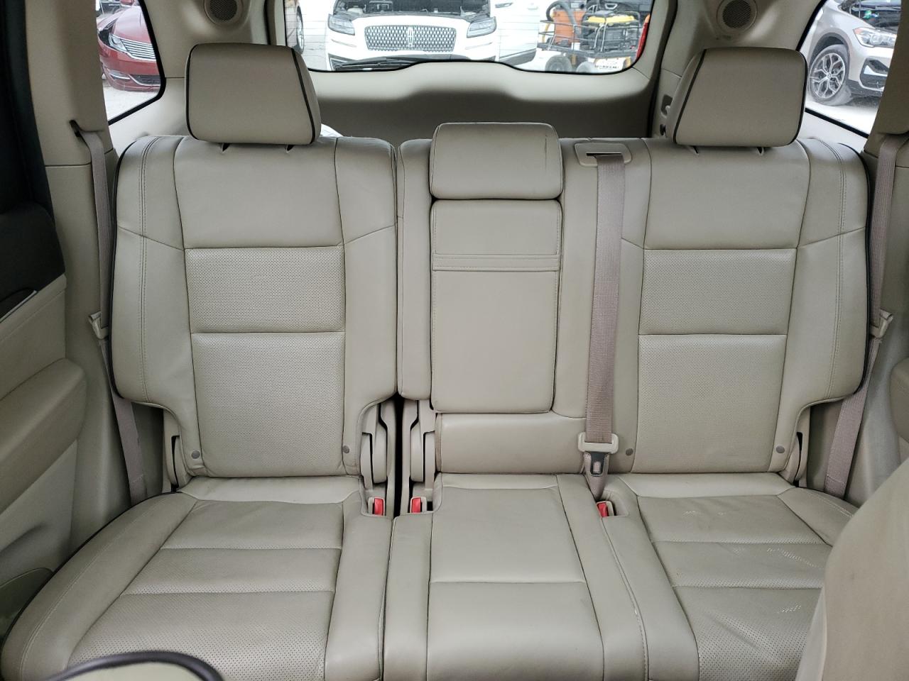 2015 Jeep Grand Cherokee - Image 10
