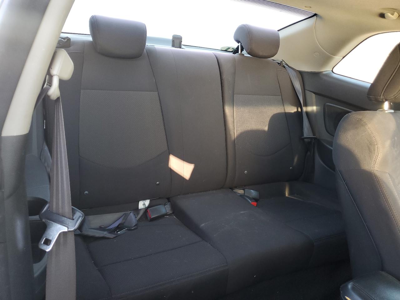2012 Kia Forte - Image 10