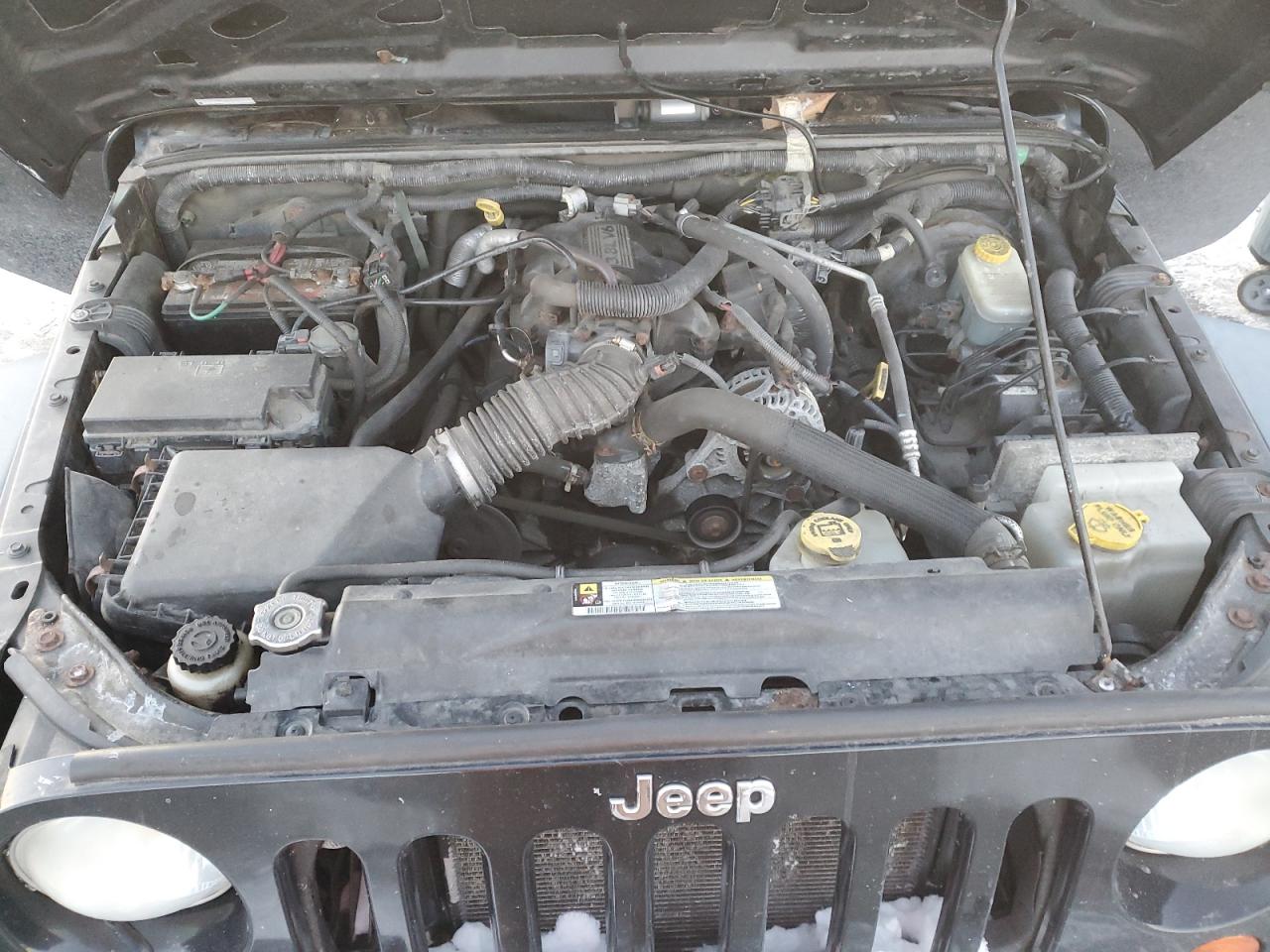 2007 Jeep Wrangler - Image 12