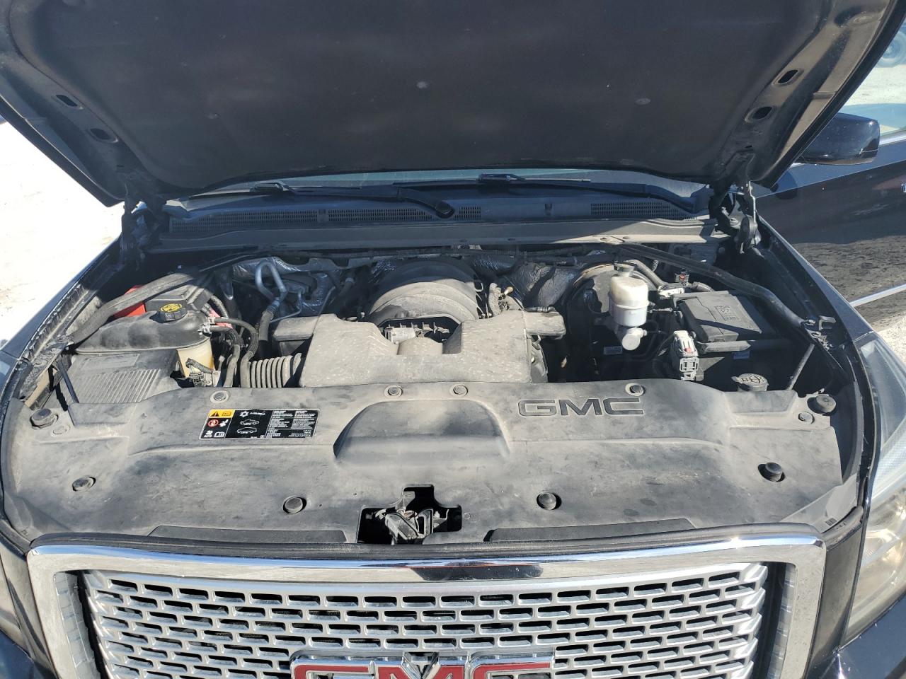 2015 GMC Yukon Denali VIN: 1GKS2CKJXFR735555 Lot: 42969385