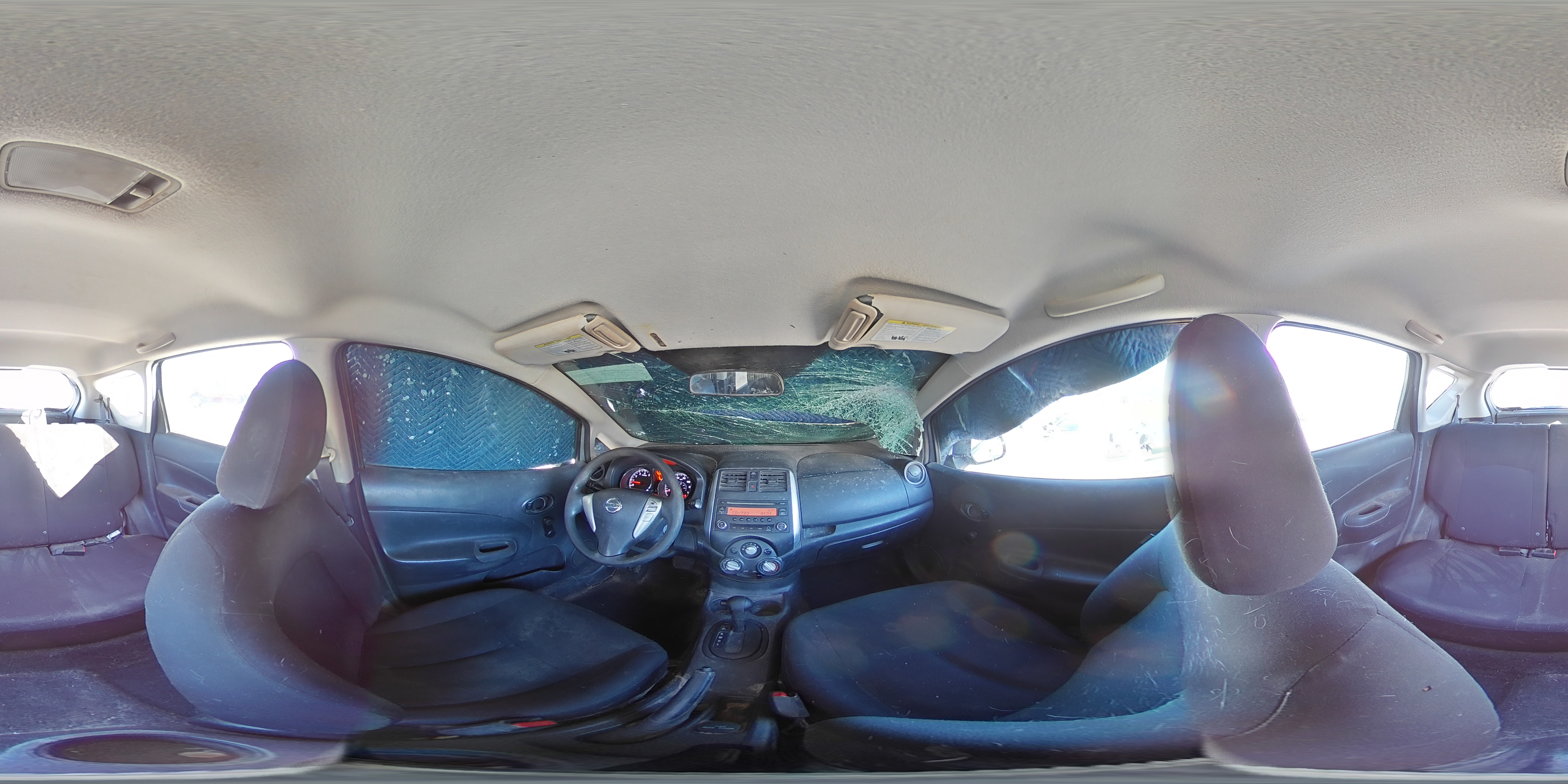 2014 Nissan Versa - Image 13