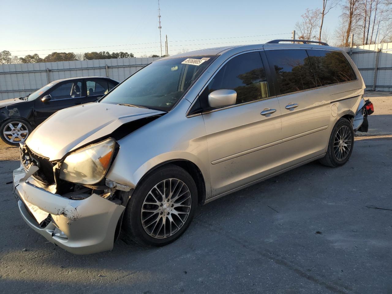 2005 Honda Odyssey - Image 1