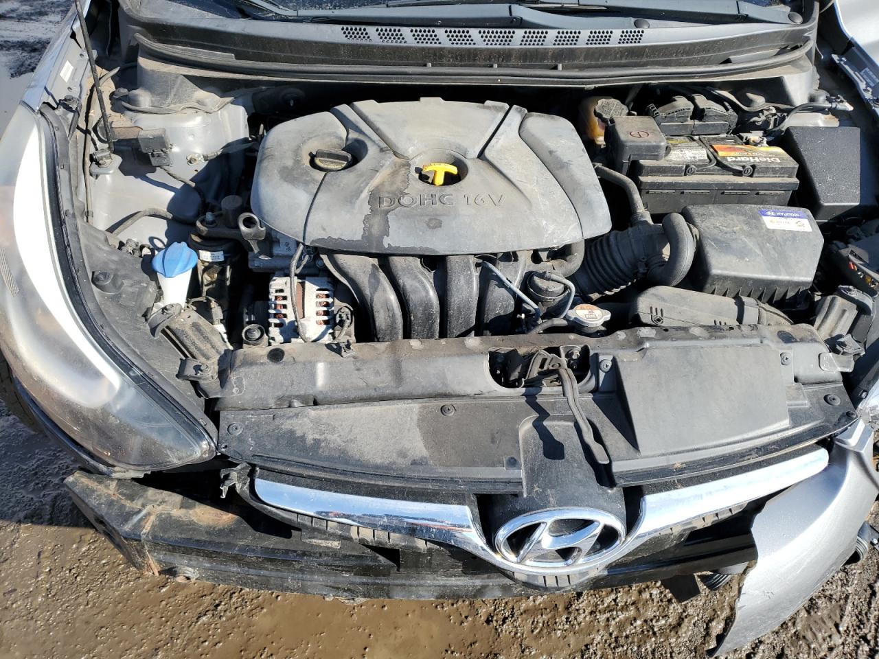 2015 Hyundai Elantra - Image 13