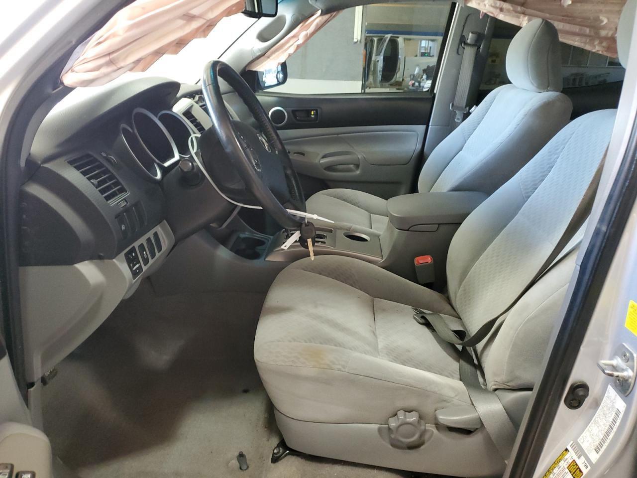 2011 Toyota Tacoma - Image 7