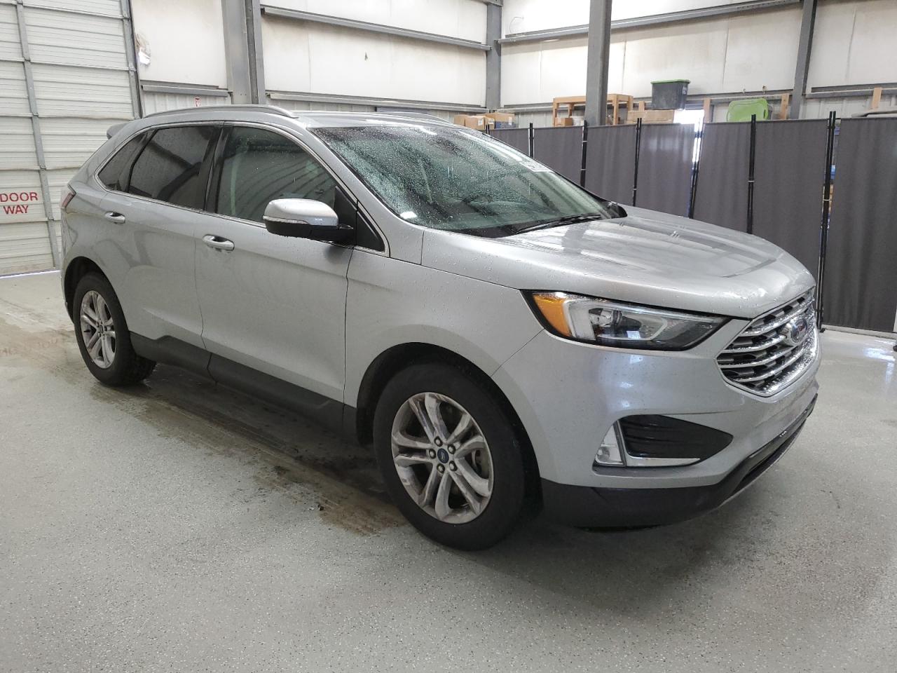 2020 Ford Edge - Image 4