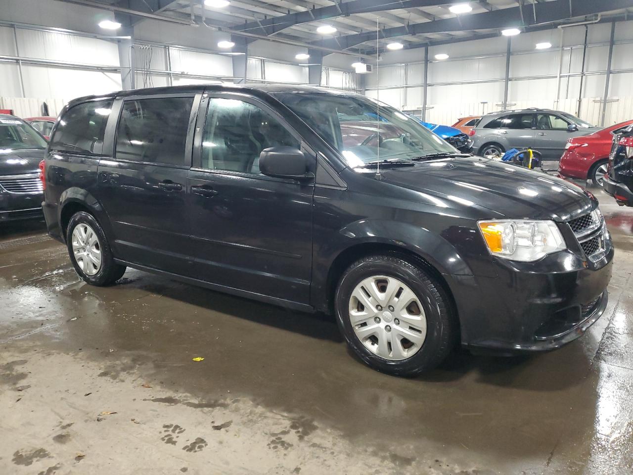 2016 Dodge Caravan - Image 4