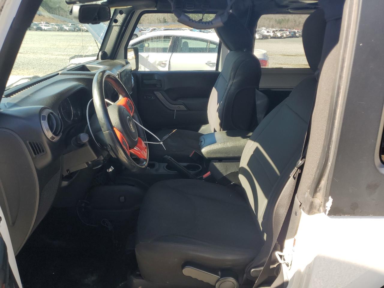 2014 Jeep Wrangler - Image 7