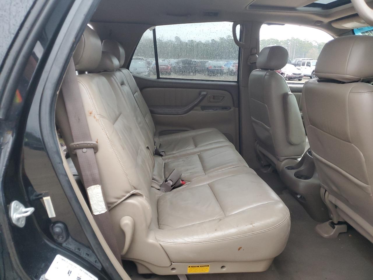 2002 Toyota Sequoia - Image 11