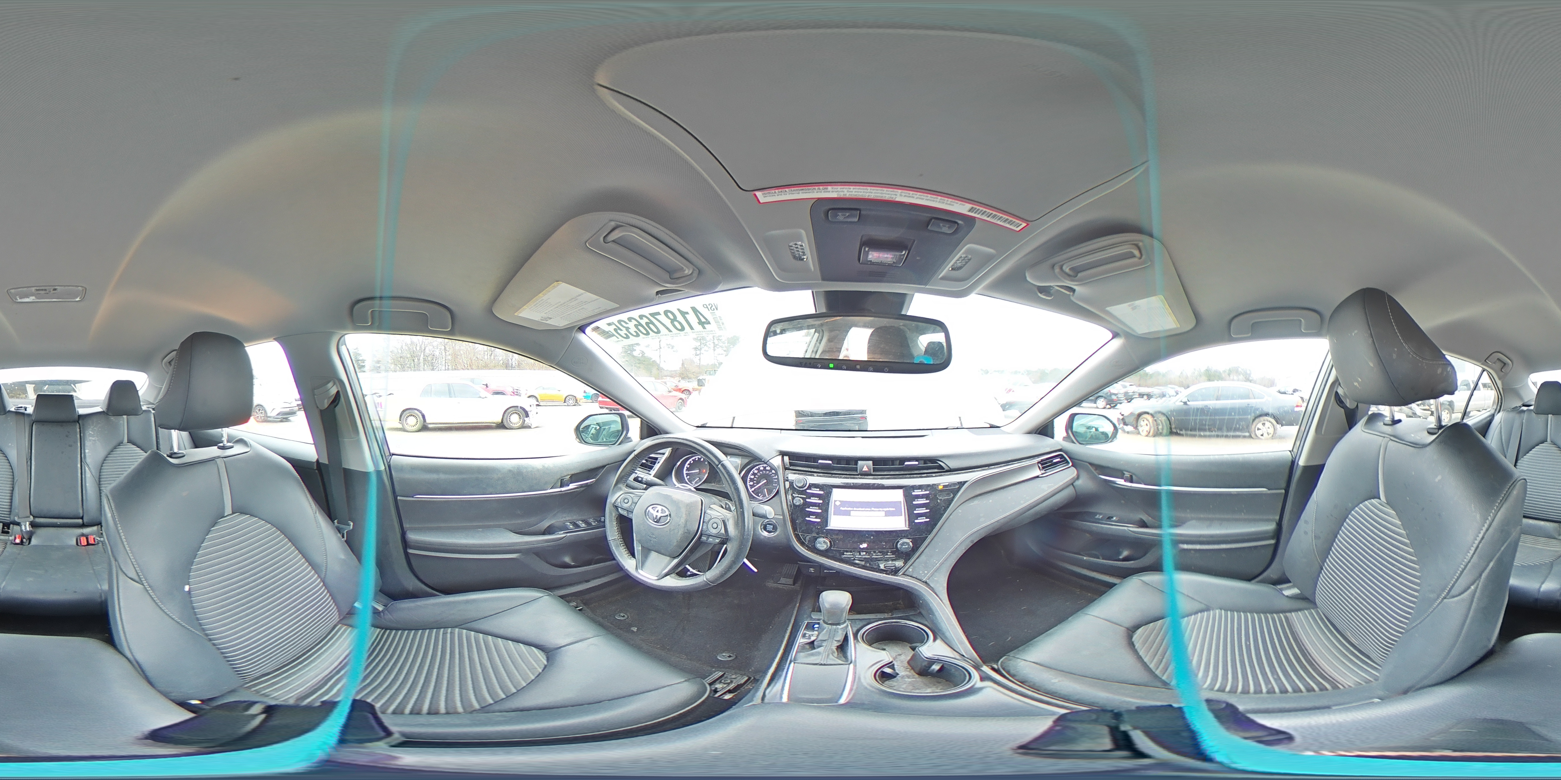 2019 Toyota Camry - Image 13