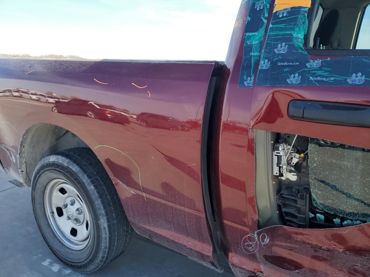 2021 RAM 1500 - Image 10