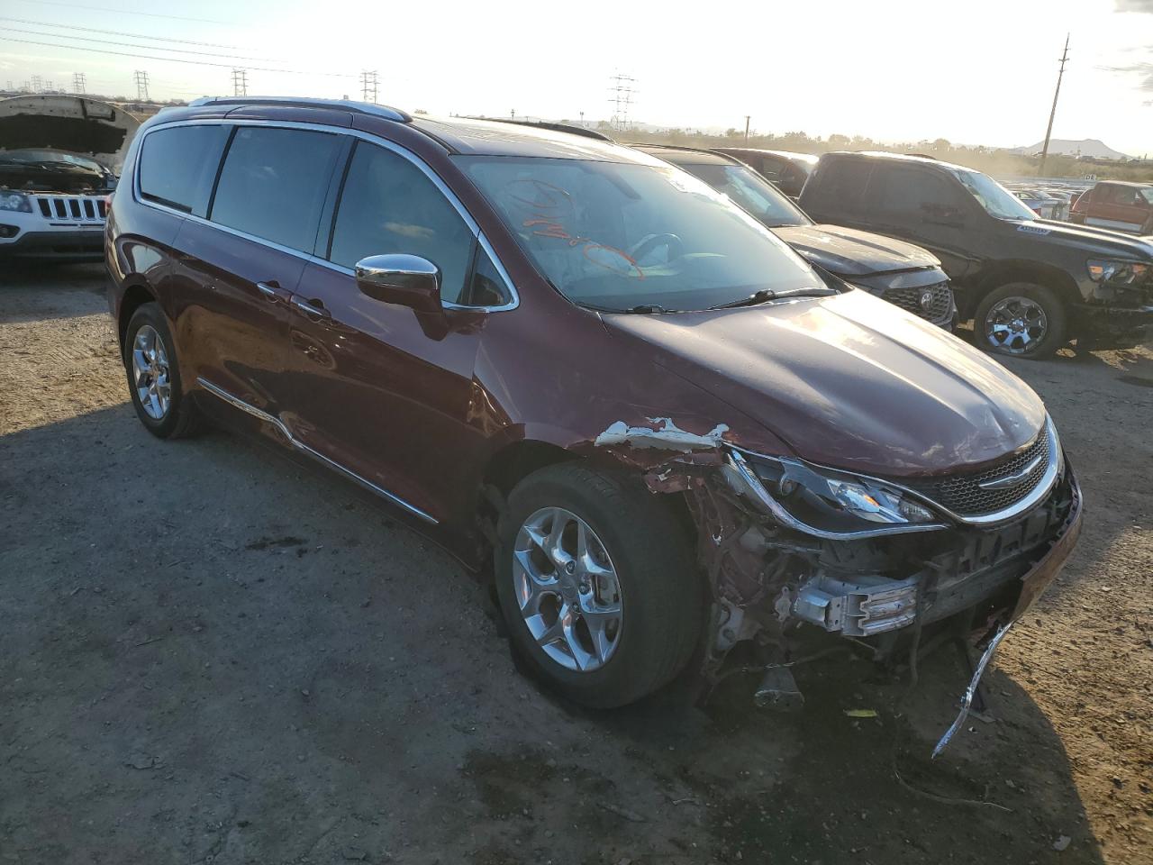 2017 Chrysler Pacifica - Image 4