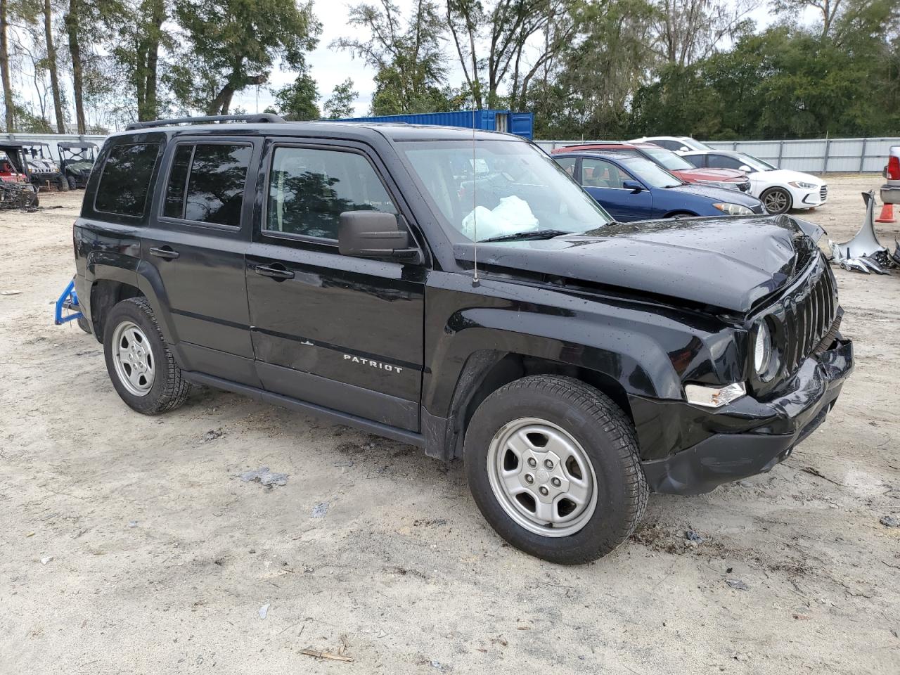 2017 Jeep Liberty (Patriot) - Image 4