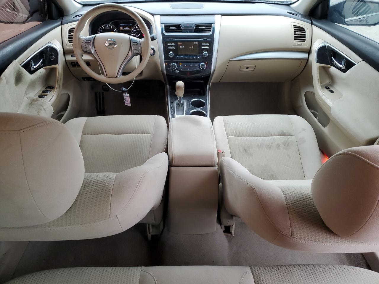 2014 Nissan Altima - Image 8