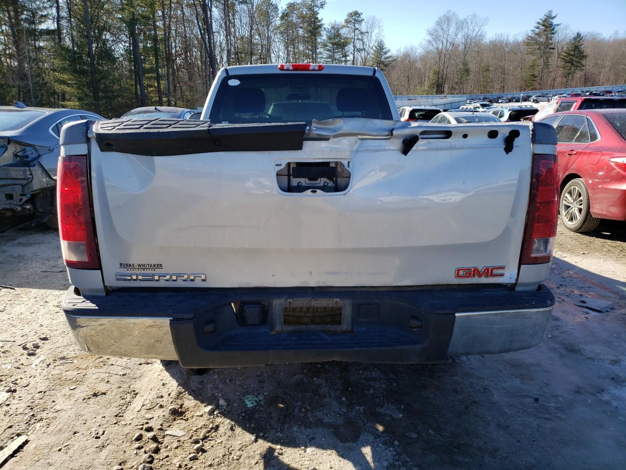 2011 GMC Sierra - Image 6