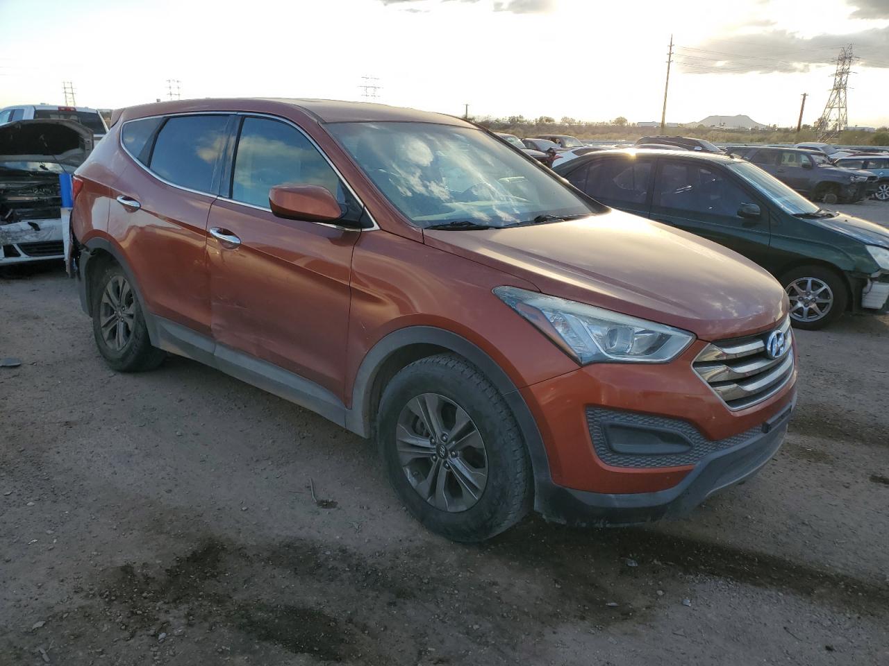 2016 Hyundai Santa Fe - Image 4