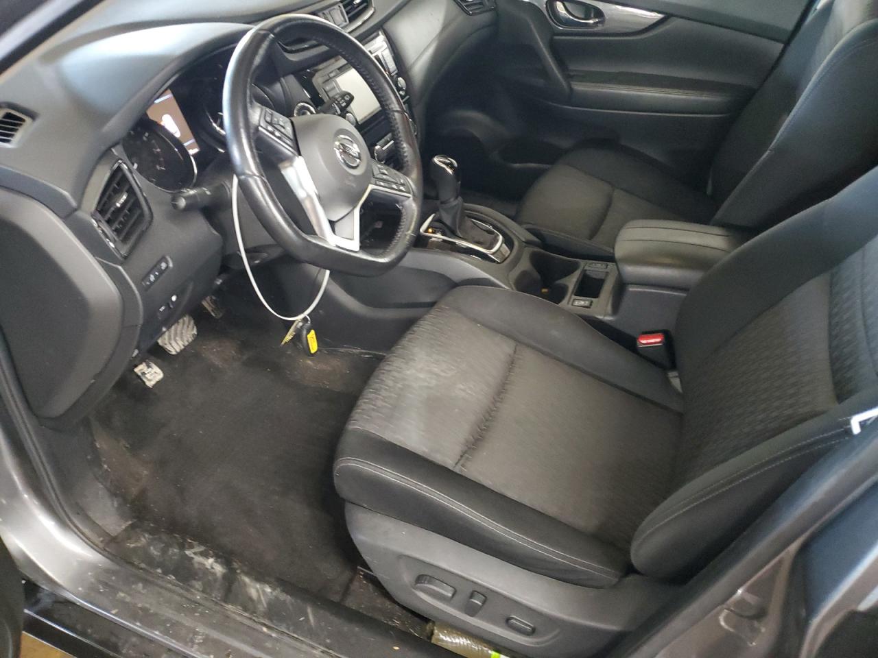 2018 Nissan Rogue - Image 7