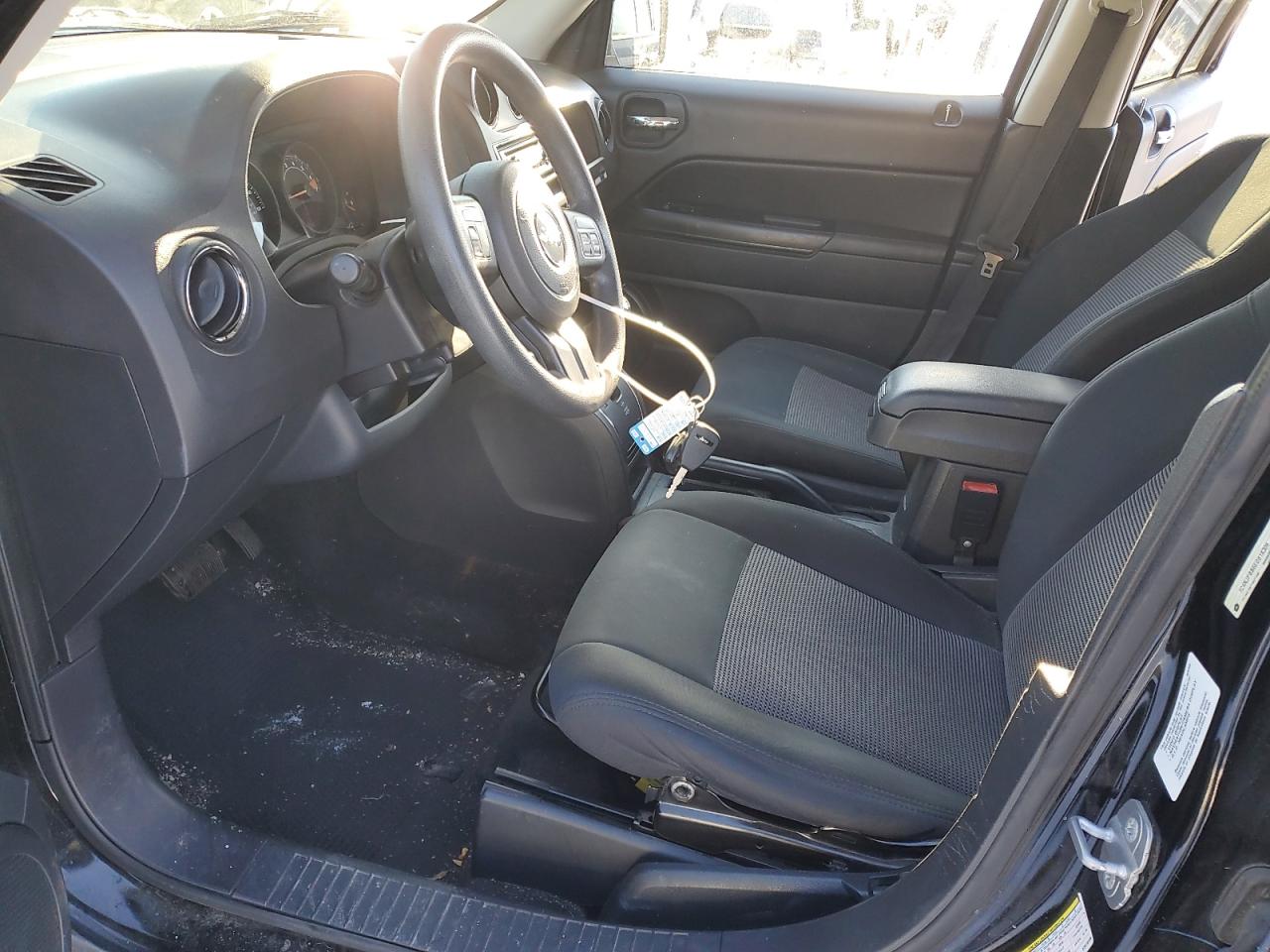 2014 Jeep Liberty (Patriot) - Image 7