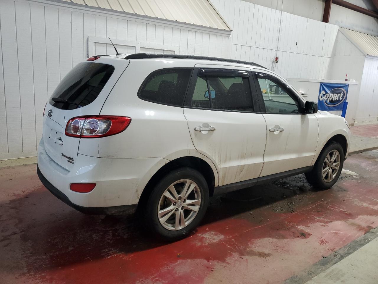 2010 Hyundai Santa Fe - Image 3