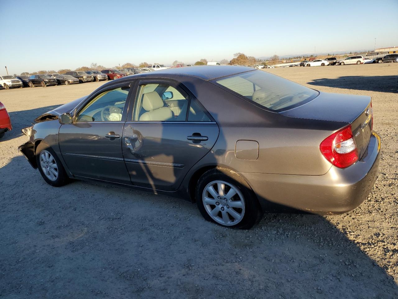 2004 Toyota Camry - Image 2