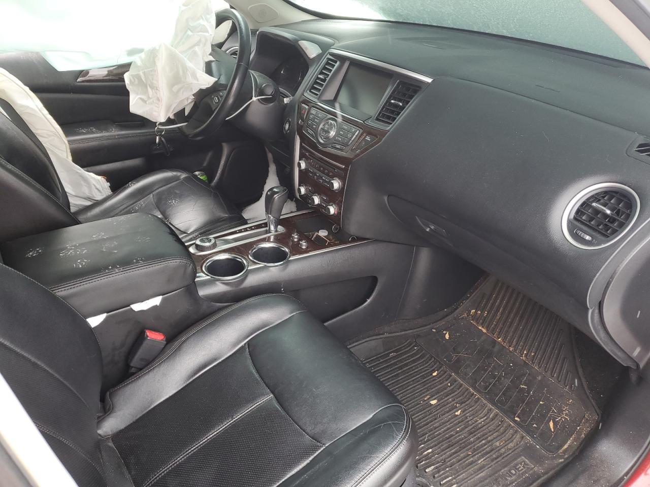 2013 Nissan Pathfinder - Image 8