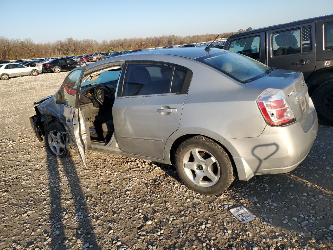 2009 Nissan Sentra - Image 2