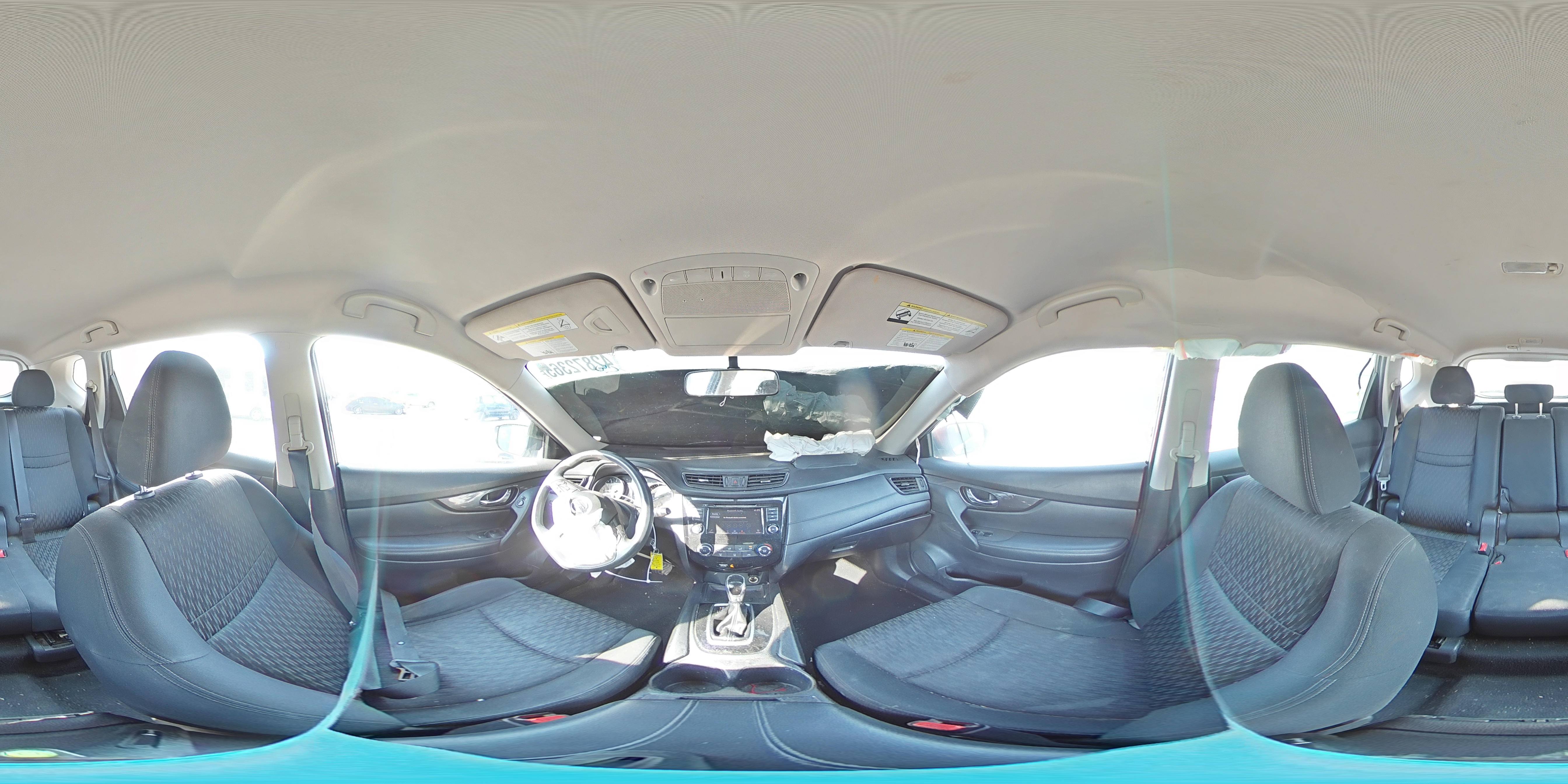 2018 Nissan Rogue - Image 13