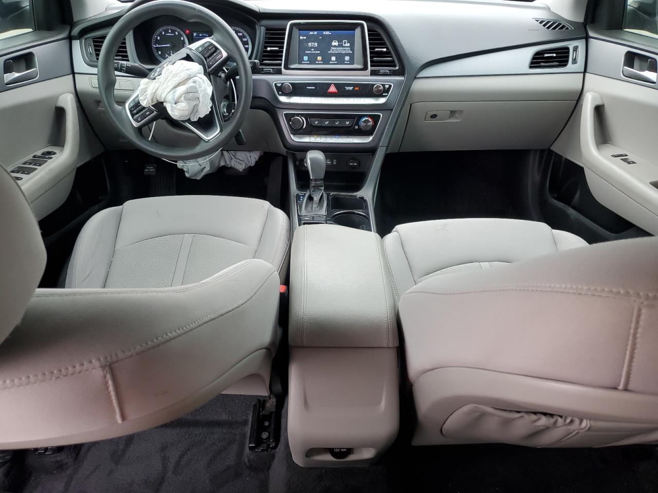 2019 Hyundai Sonata - Image 8