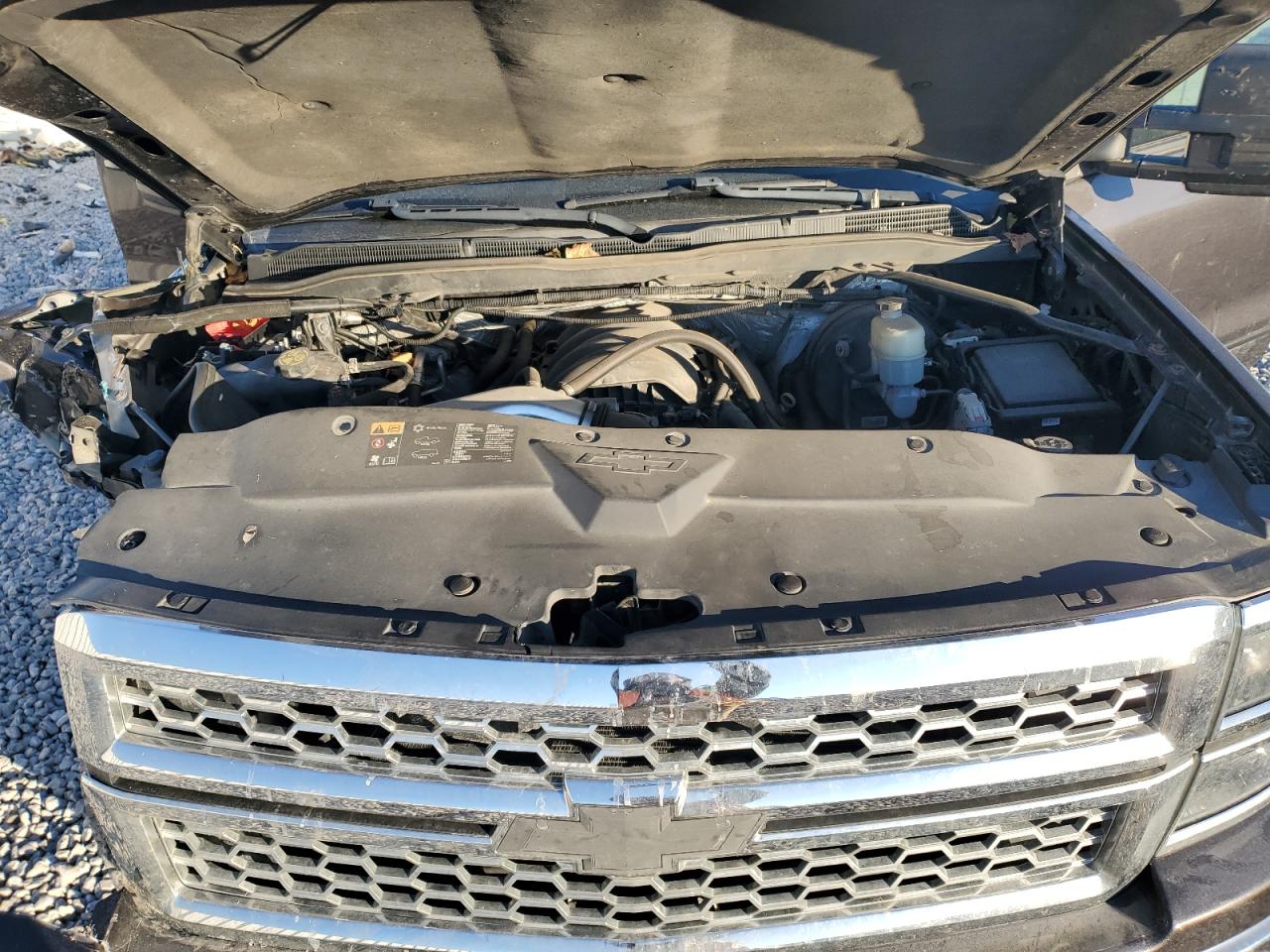 2015 Chevrolet Silverado - Image 12